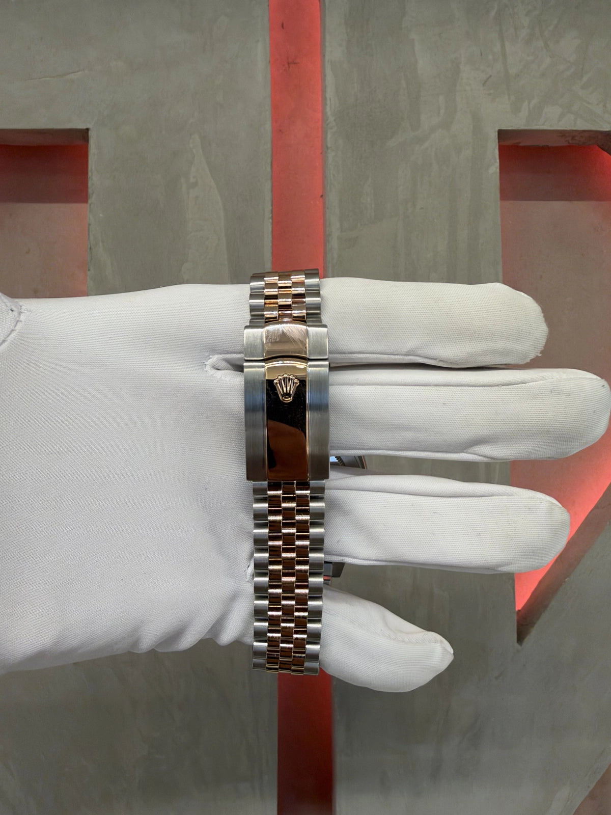 Rolex Datejust 41 Chocolate Index Dial on Jubilee 126331 Complete