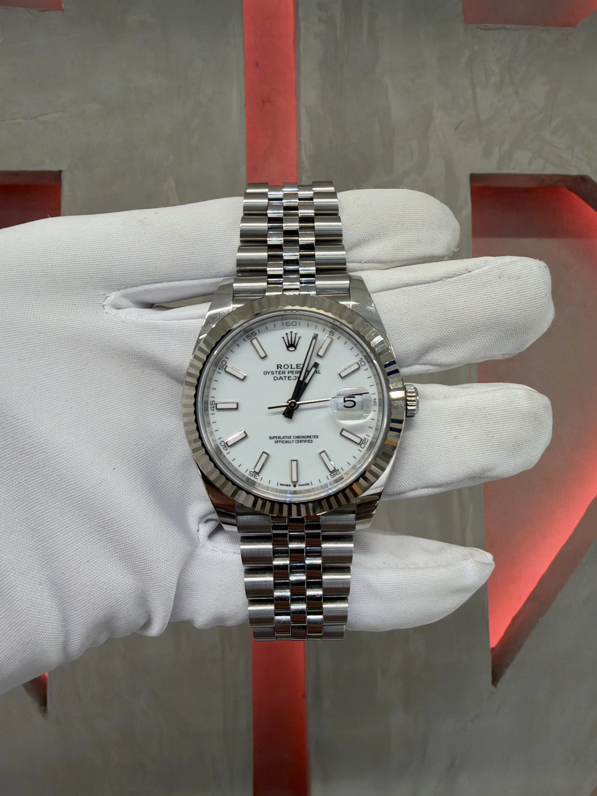 Rolex Datejust 41 White Index Dial on Jubilee 126334 Complete