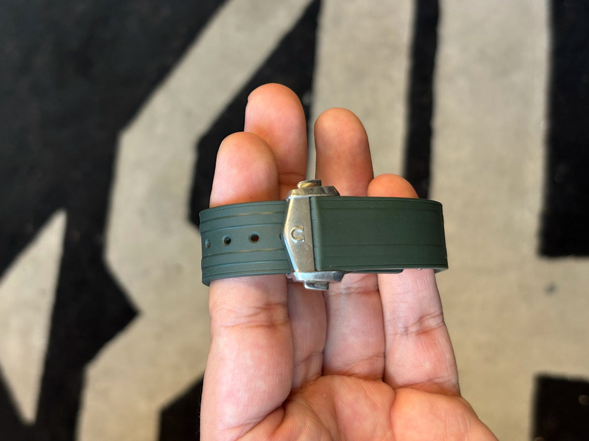 Omega Seamaster green Dial on