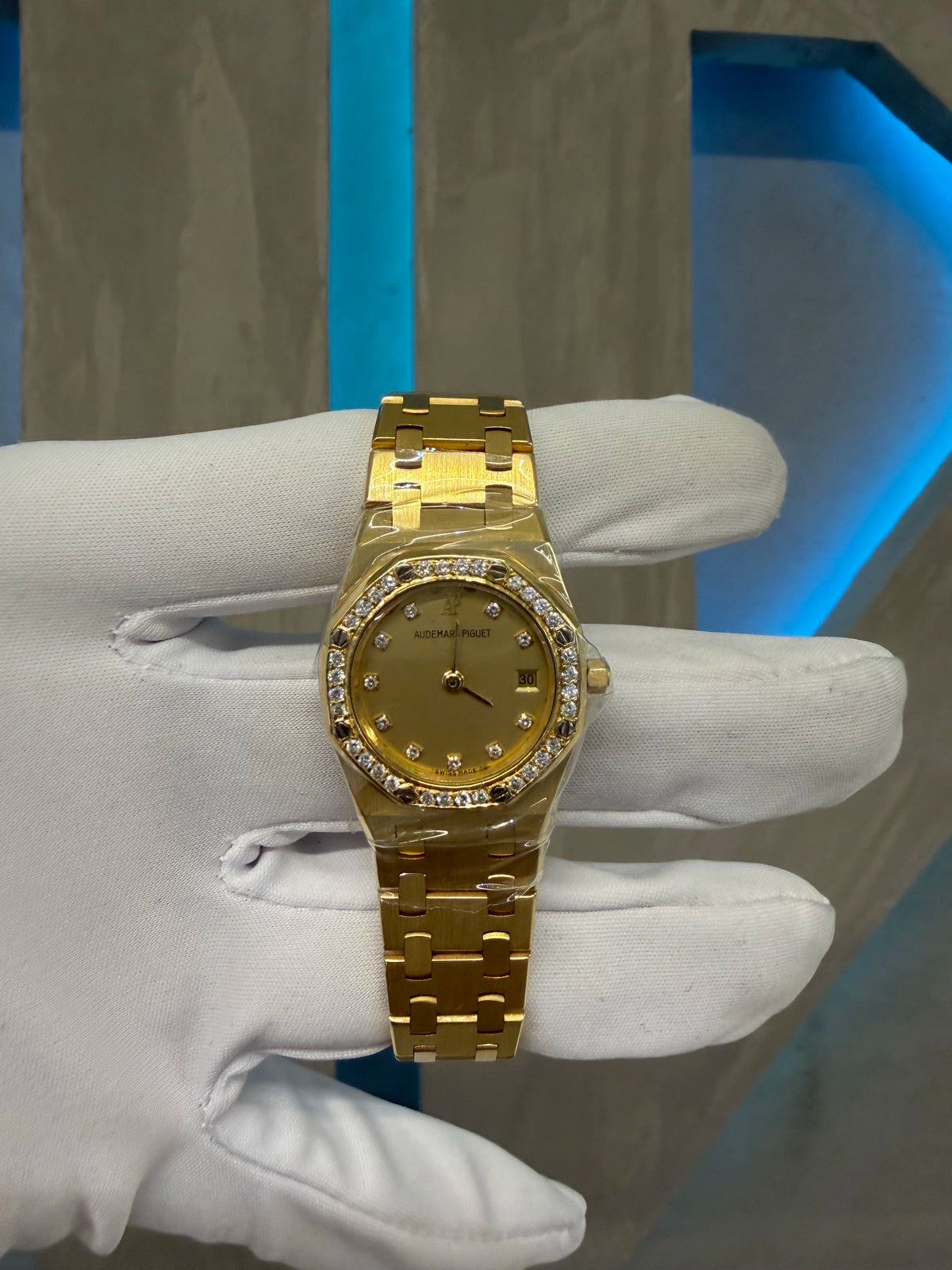 Audemars Piguet Royal Oak Champagne Dial on 66344BA
