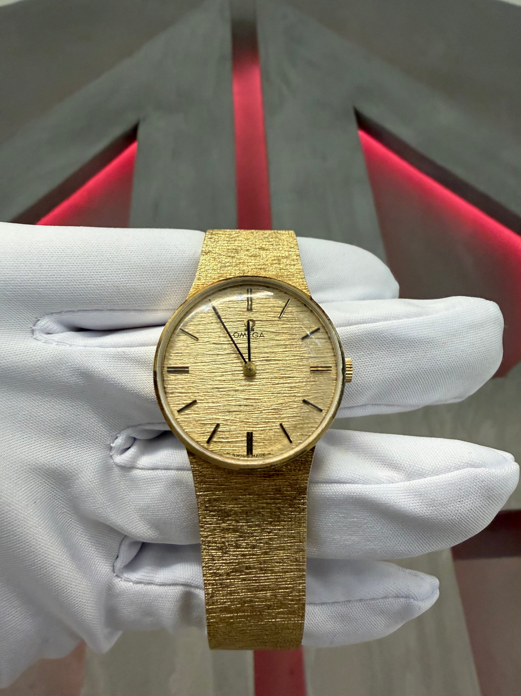 Omega De Ville