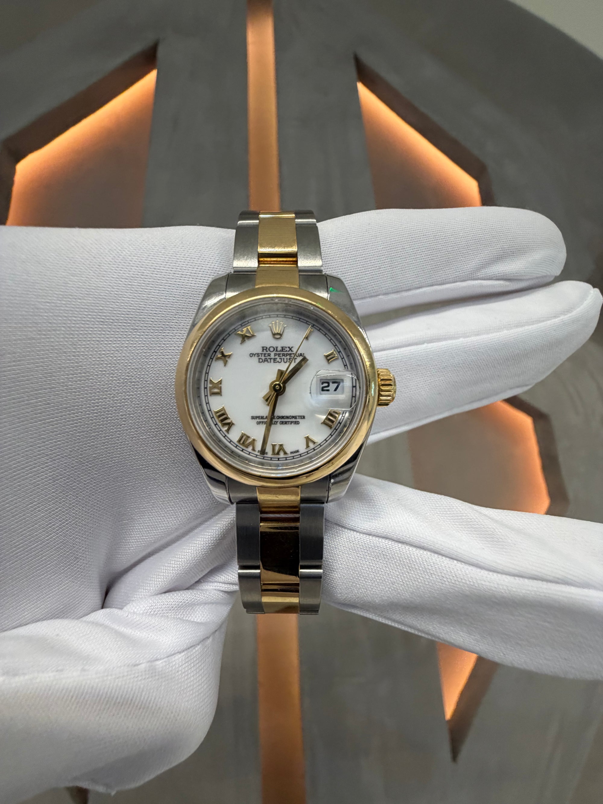 Rolex Datejust Lady White Roman Dial on Oyster 279163