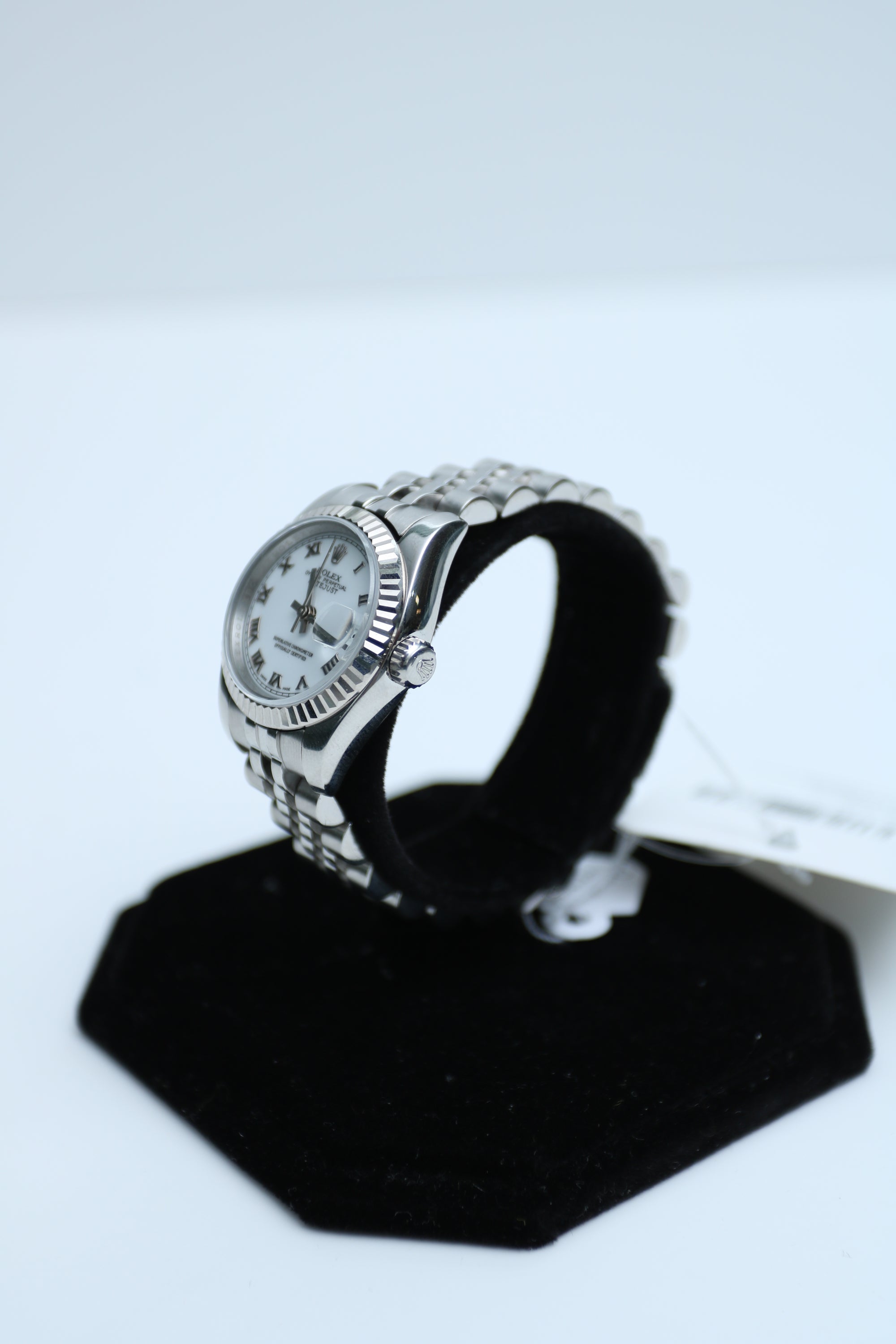 Rolex Datejust White Dial on Jubilee-Invisible 1 Card