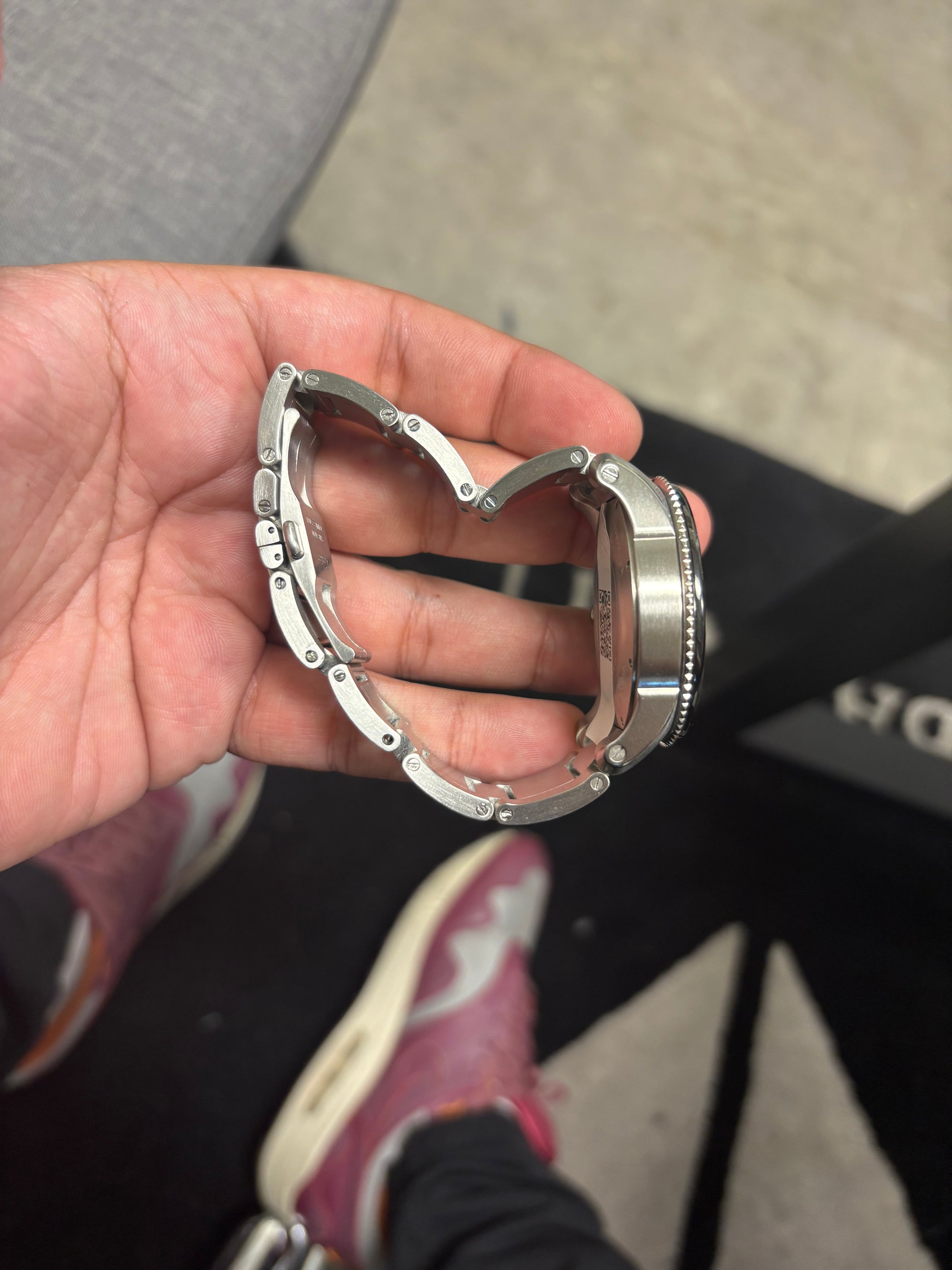 Cartier Calibre Black Dial on Oyster W7100057