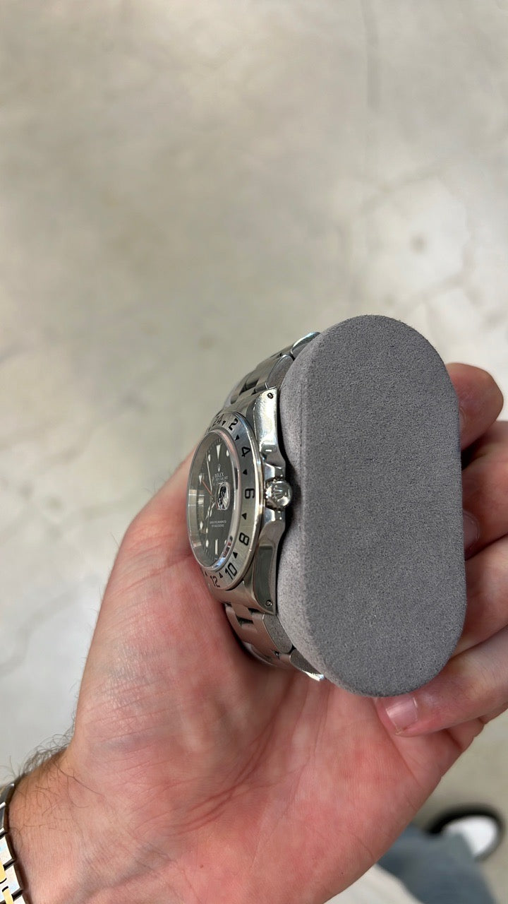 Rolex Explorer II Black Dial on Oyster 16570