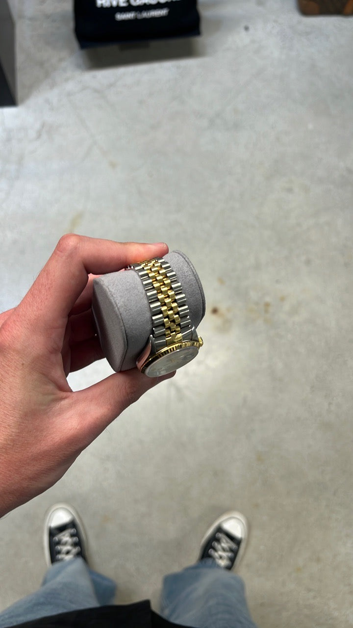 Rolex Datejust Roman numeral/white Dial on Jubilee 16223 Card