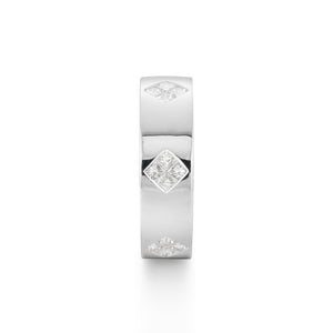 By Barnett Renaissance Mirage Diamond Band